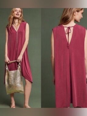 Sleeveless V-Neck Midi Dress in Berry with Back Tie